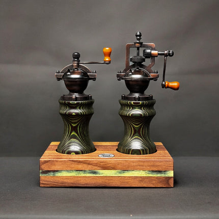 Salz- & Pfeffermühlen-Set mit SaRaiFo Camo Maser – Swissmade Design trifft Nachhaltigkeit